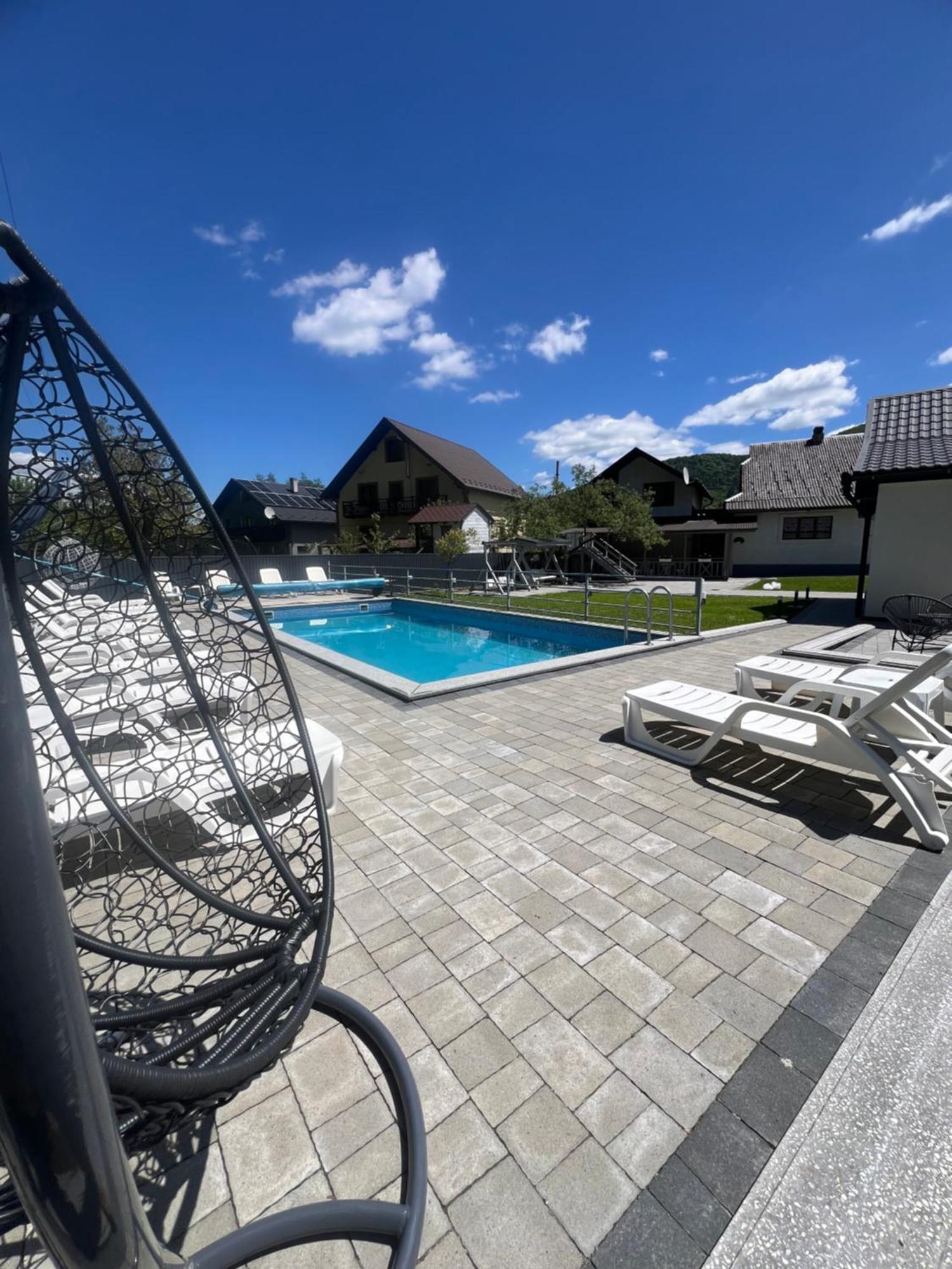 Фенікс Hotel Яремче Екстериор снимка